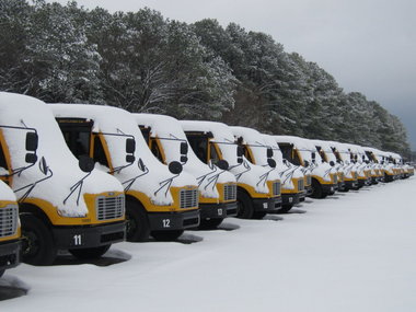 schoolbussin snow