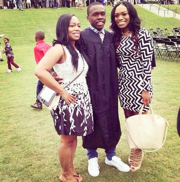 marquise-jackson-with-sis-and-mom