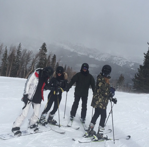 kim, khloe, kylie, skiing