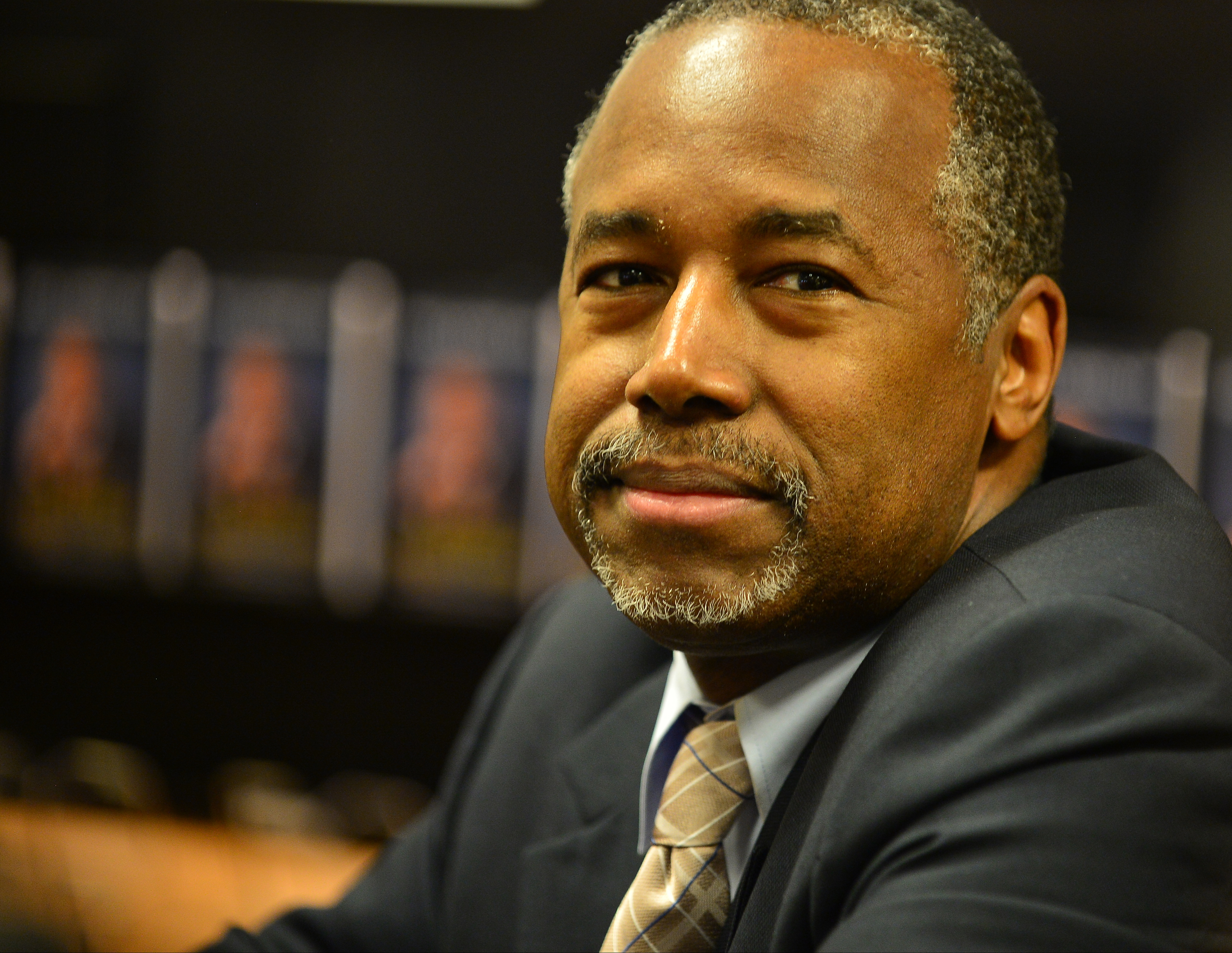 Ben Carson Book Signing at Barnes & Noble