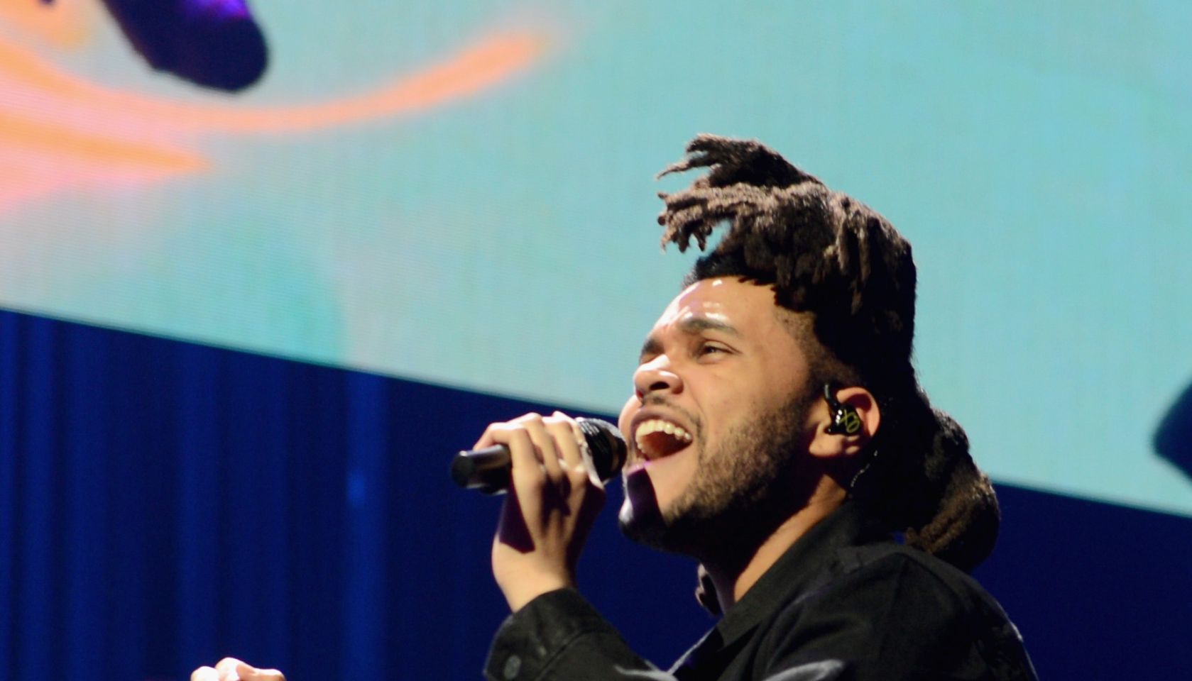 2015 iHeartRadio Music Festival - Night 2 - Show