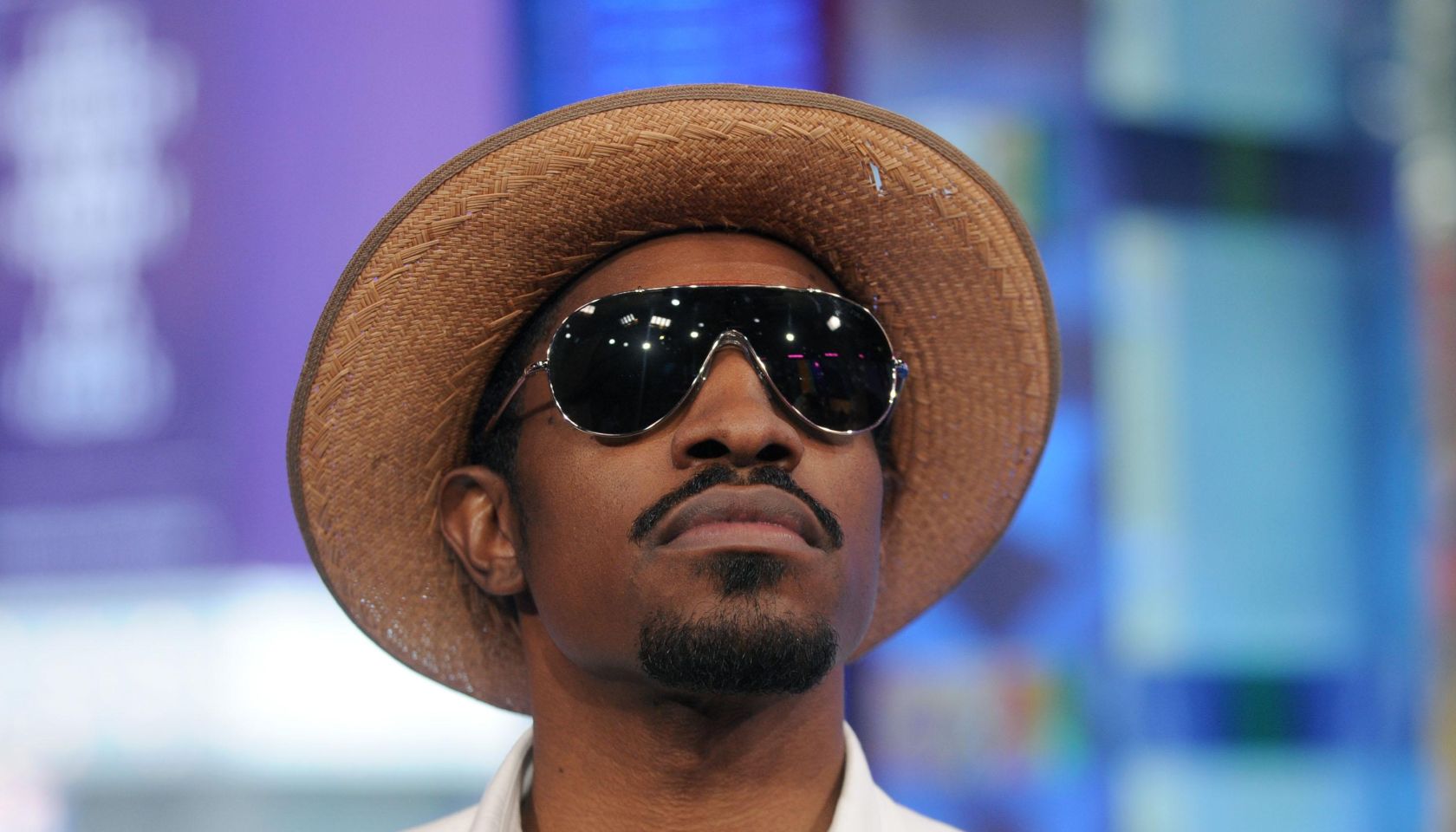 Bow Wow, Andre Benjamin and John Legend Visit MTV's 'TRL' - September 3, 2008