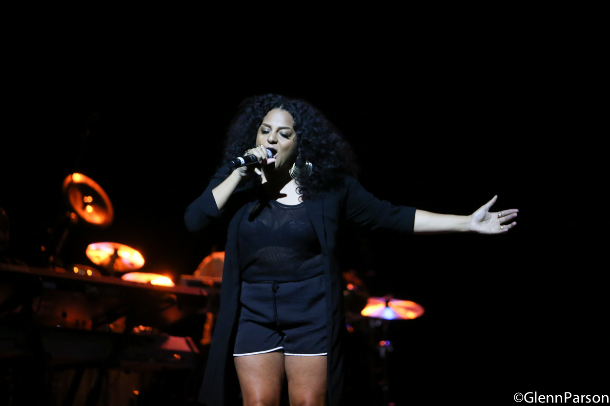 Floetry Performs In Charlotte