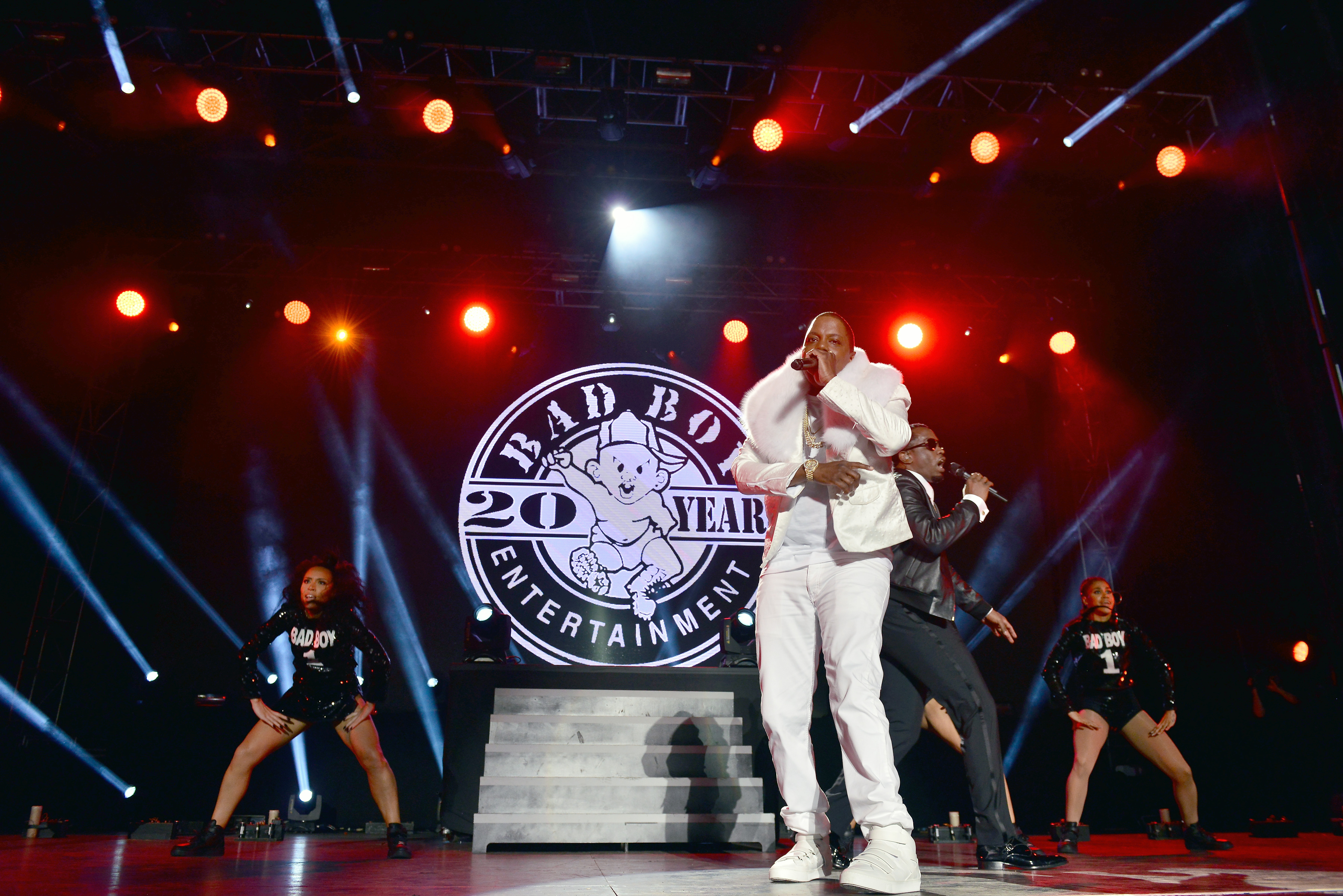 Pitbull's New Year's Eve Revolution 2015