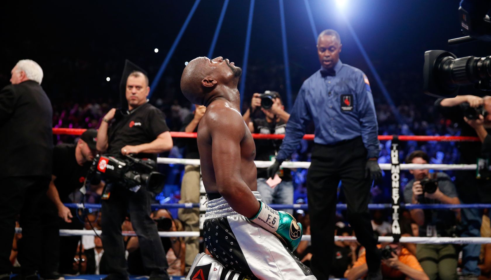 Floyd Mayweather Jr. v Andre Berto