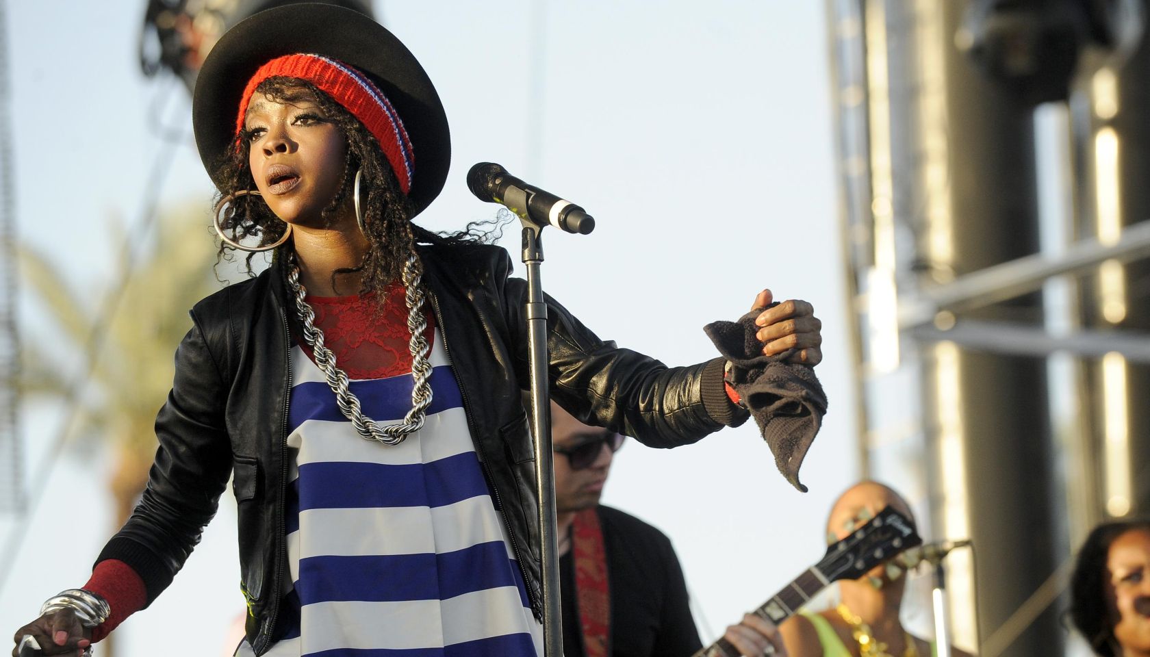 2011 Coachella Valley Music & Arts Festival - Day 1