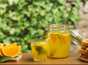 Lemonade and cookies