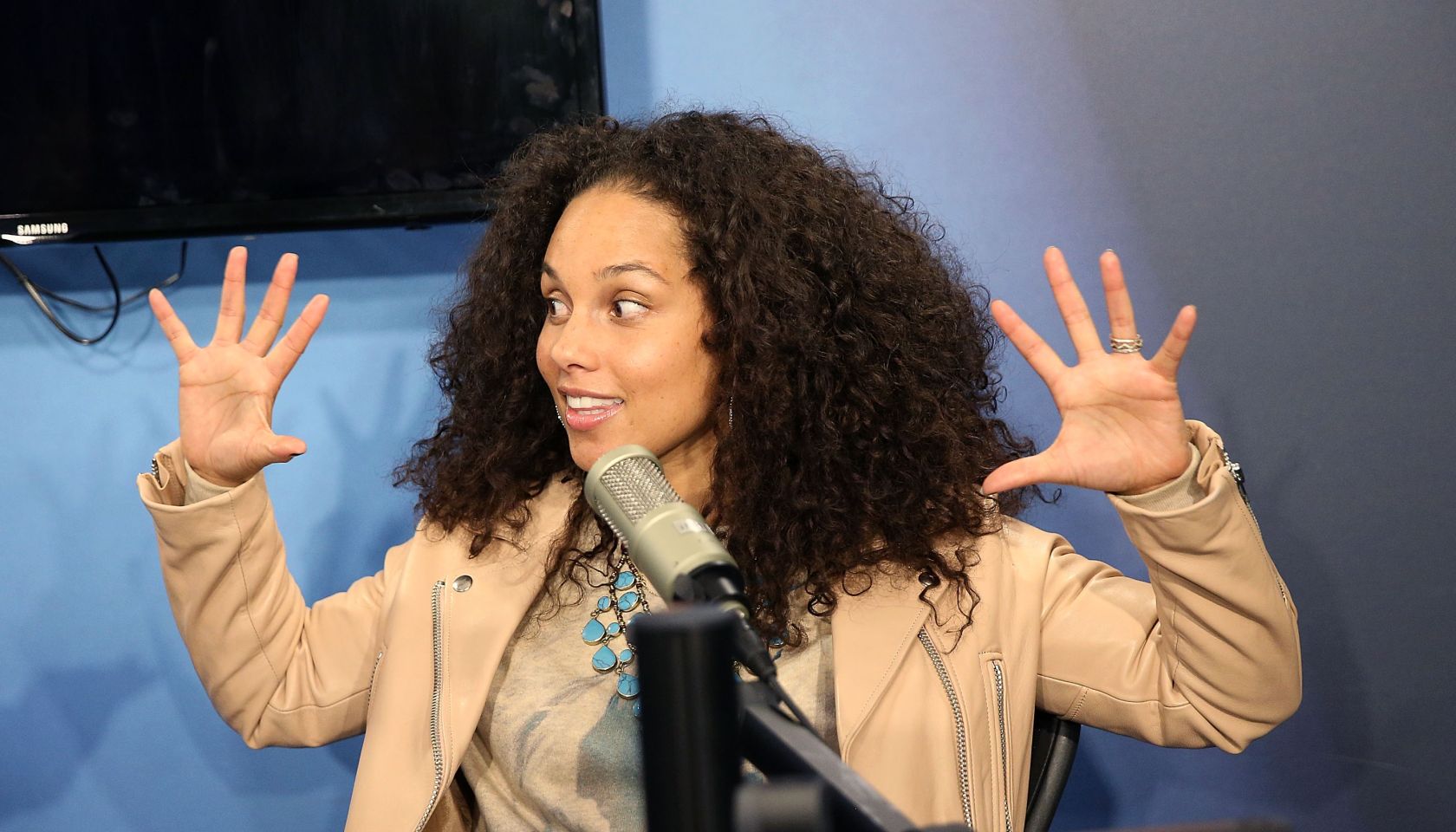 Celebrities Visit SiriusXM - November 1, 2016