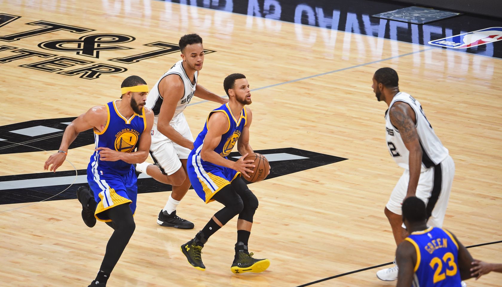 Golden State Warriors v San Antonio Spurs - Game Three
