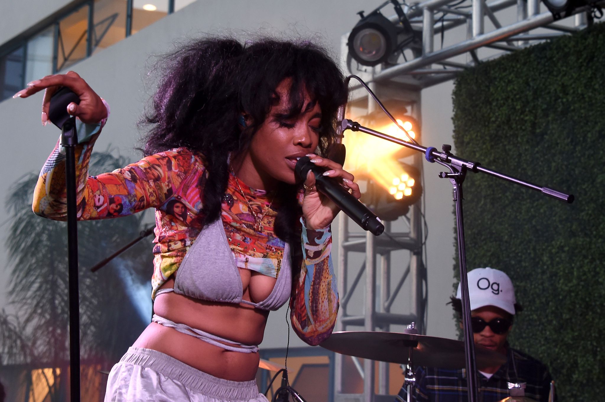 SZA & Travis Scott Perform “Love Galore” for the First Time on “The