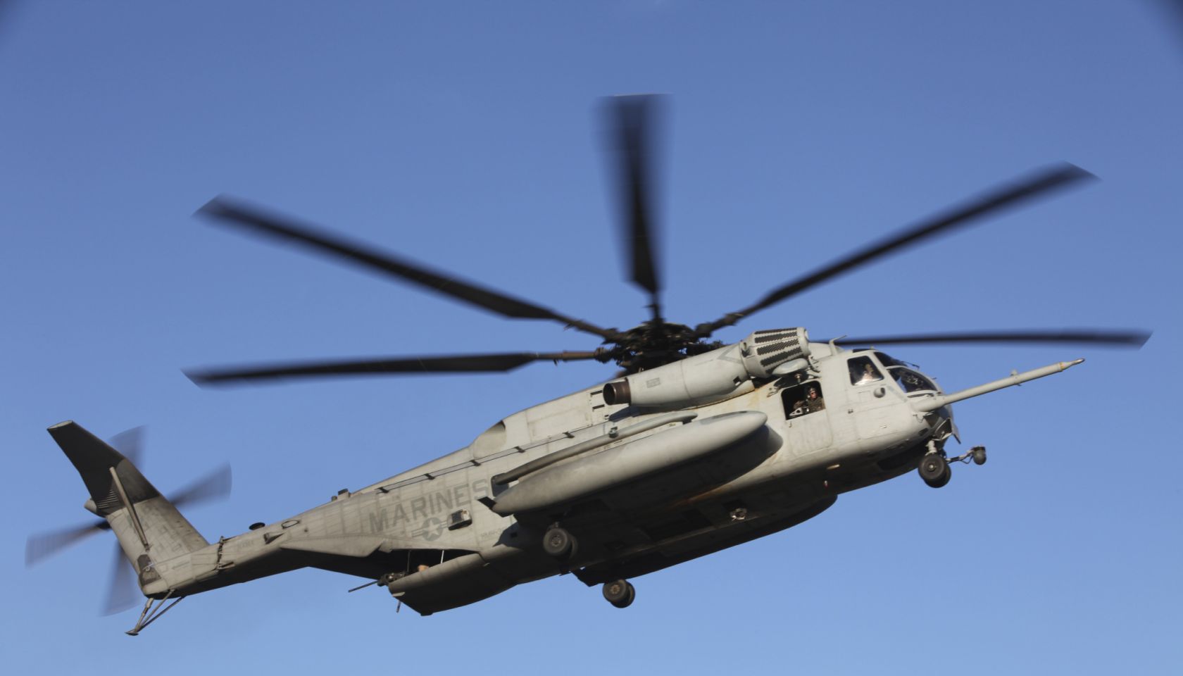 A U.S. Marine Corps CH-53 Sea Stallion helicopter.