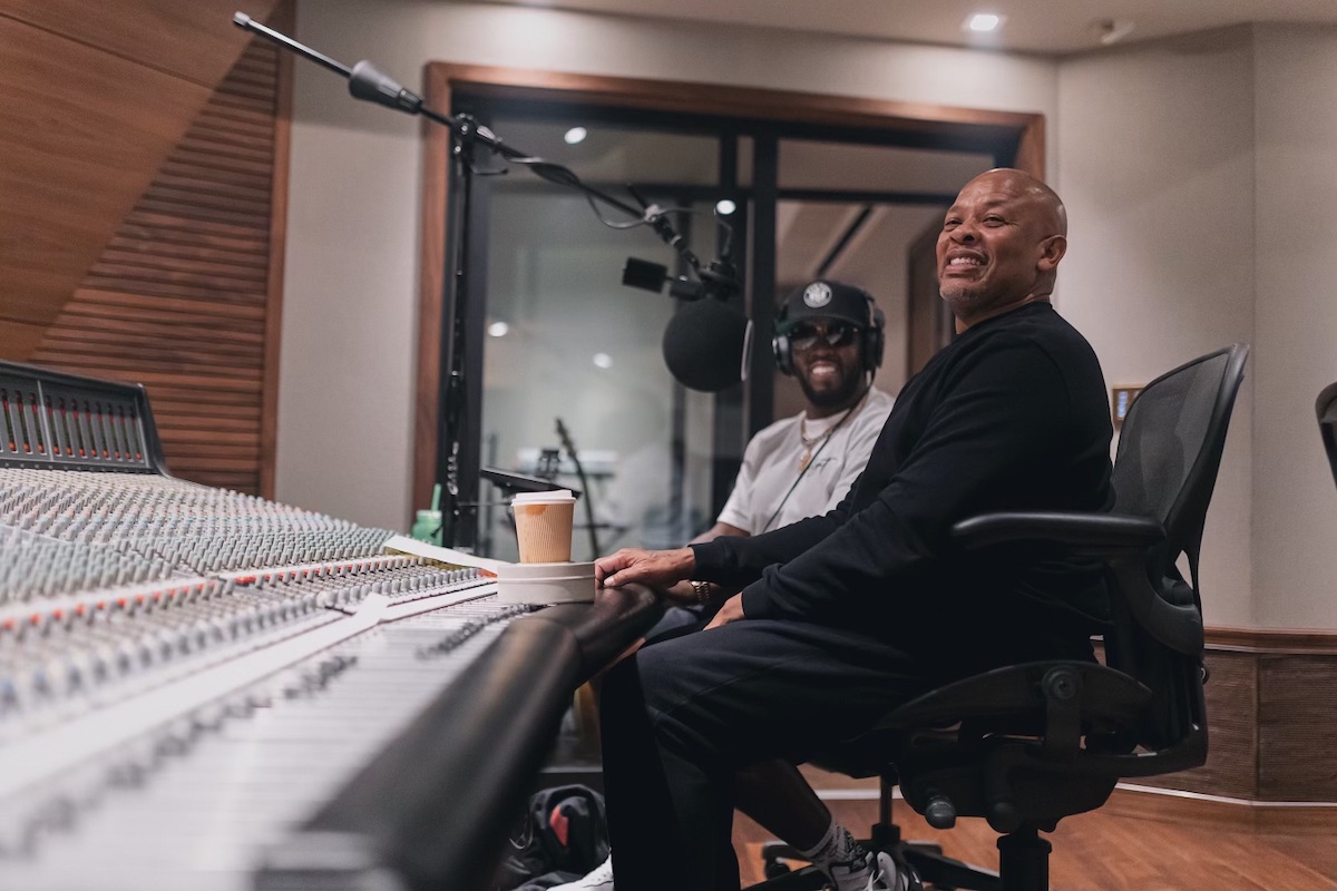 Diddy joins Dr. Dre in the studio