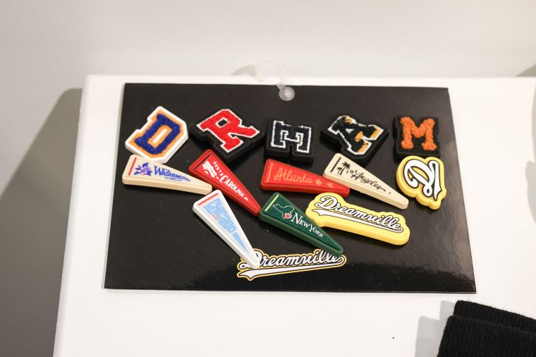 Dreamville x Crocs 13-pack Jibbitz