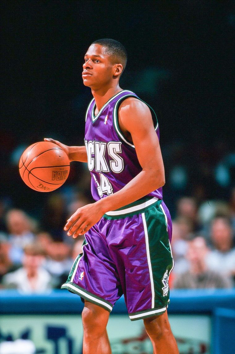 Ray Allen - Milwaukee Bucks Purple Jersey (1999)