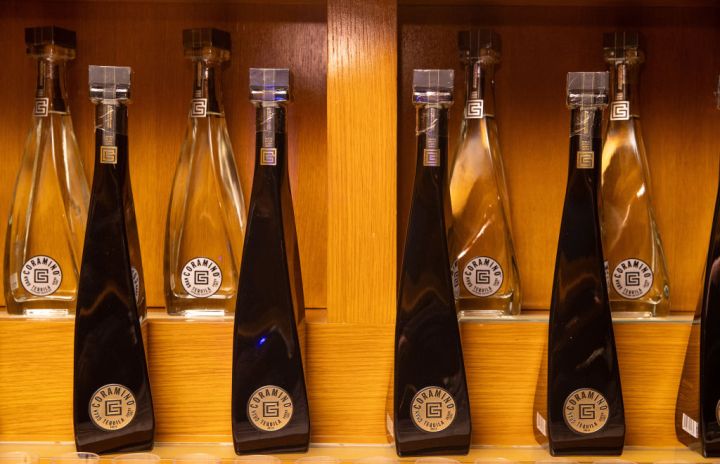 Kevin Hart — Gran Coramino (Tequila)