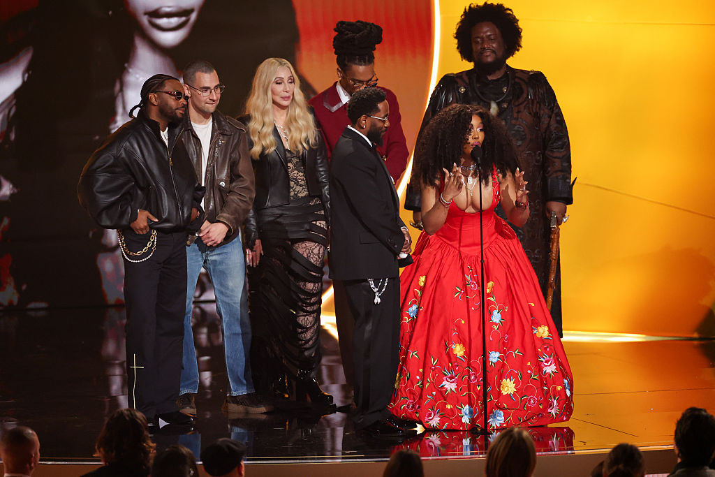 Cher Mistakenly Announced ‘Luther Vandross’ as Grammys Record of the Year Winner